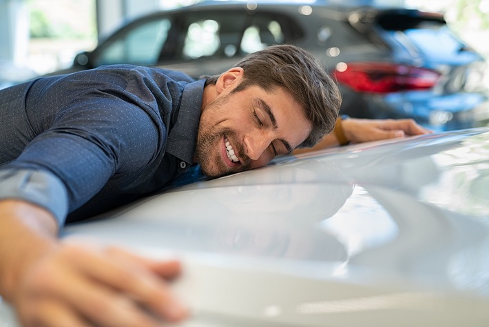 kopf schlaegt bauch so stehen die deutschen zu ihrem auto - Kopf schlägt Bauch – so stehen die Deutschen zu ihrem Auto